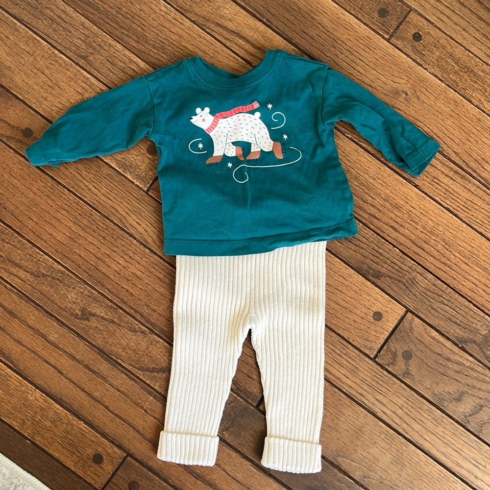 Hanna Andersson Polar Bear outfit 3-6 months
